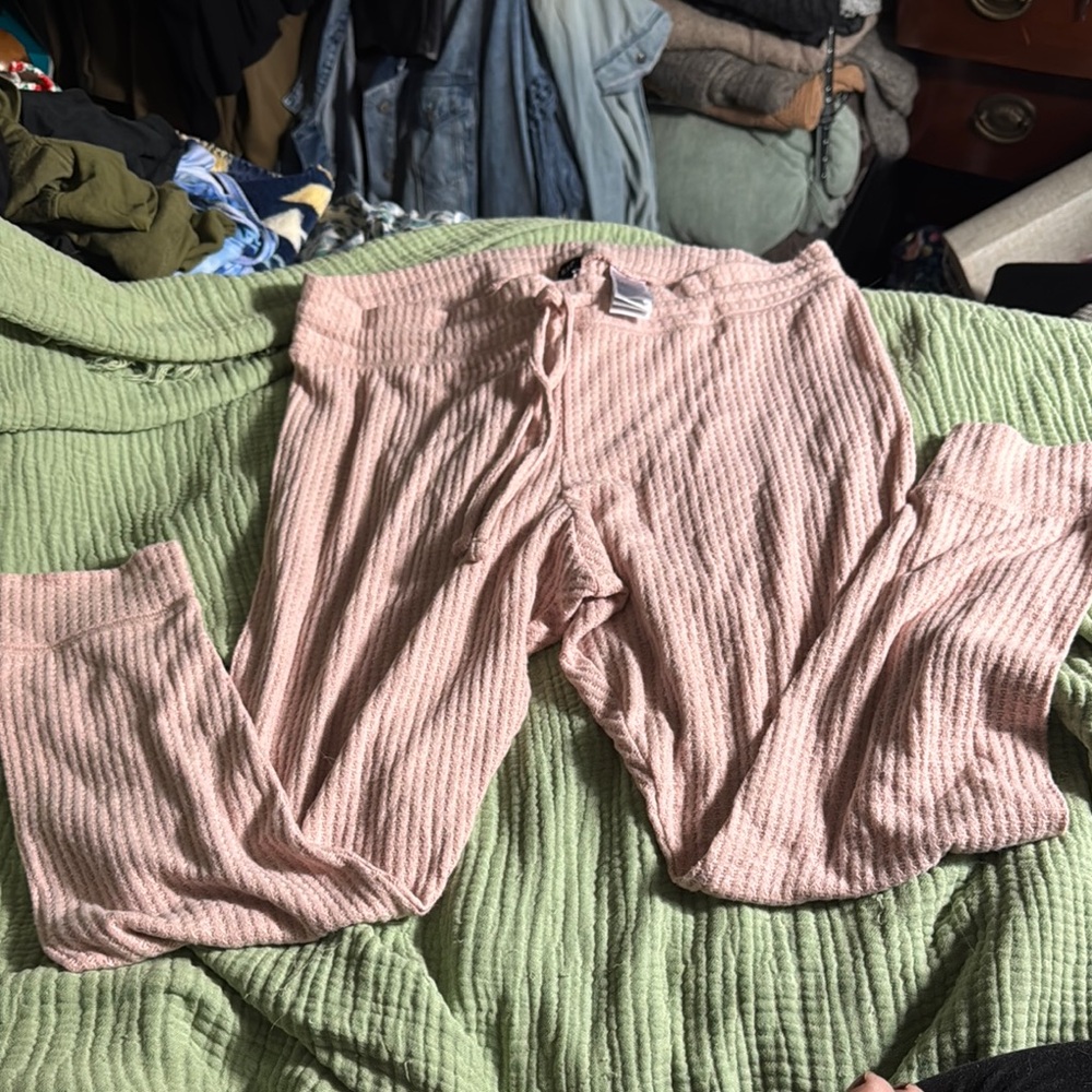 GAP Blush Textured Lounge Pants